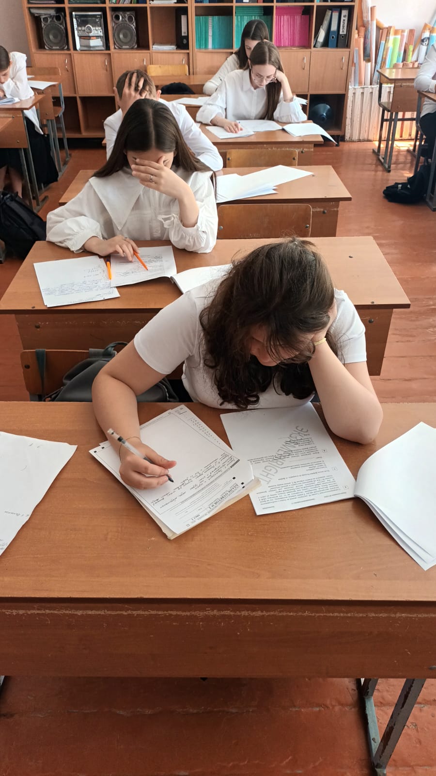 Итоговое пробное ОГЭ по обществознанию в 9 &amp;quot;Б&amp;quot; , 9 &amp;quot;В&amp;quot;, 9 &amp;quot;Д&amp;quot; классах ..